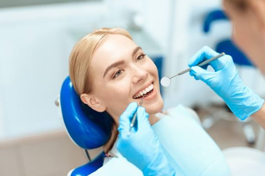 3 Reasons Cosmetic Dentistry Is Becoming More Family Oriented