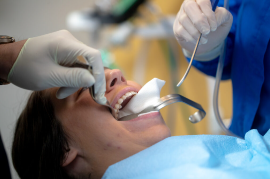 Why Wisdom Tooth Removal Is Best Handled By Oral Surgeons
